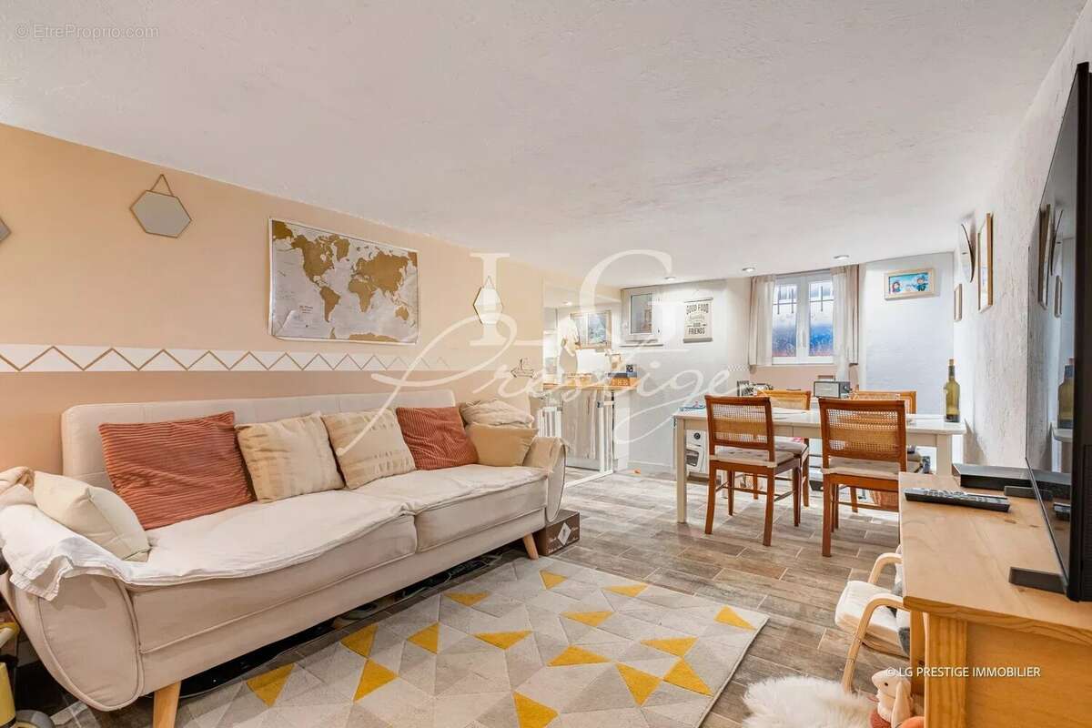 Appartement à SEILLANS