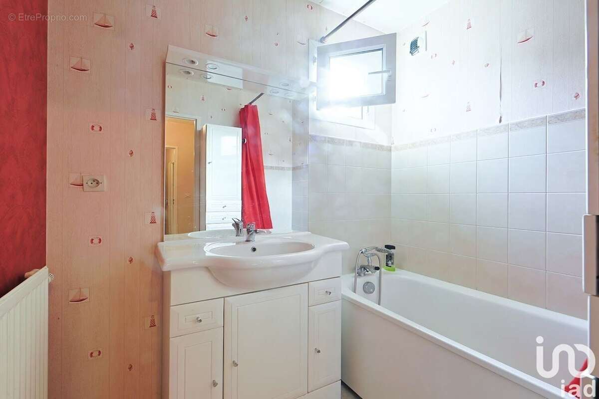 Photo 8 - Appartement à SAINT-THIBAULT-DES-VIGNES
