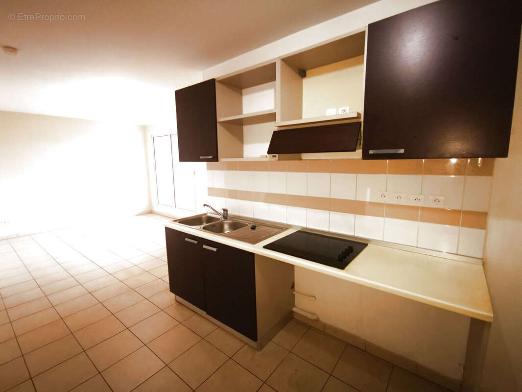 Photo 3 - Appartement à SAINT-DENIS