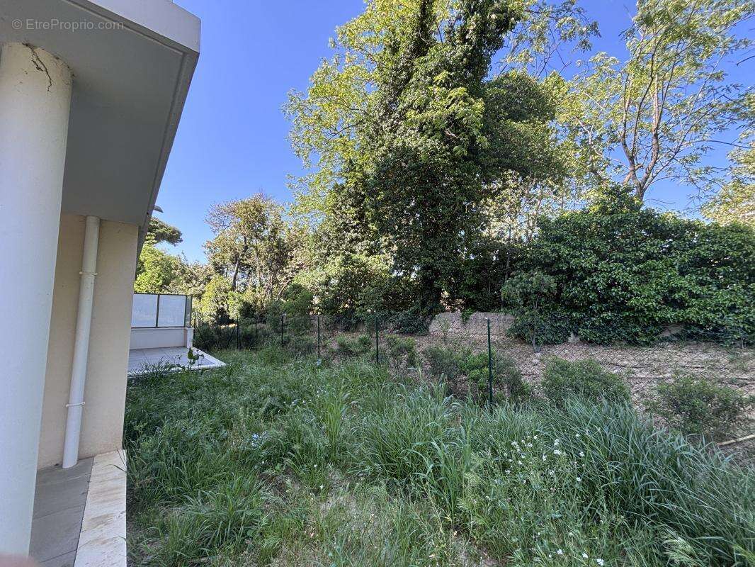Appartement à MARSEILLE-9E