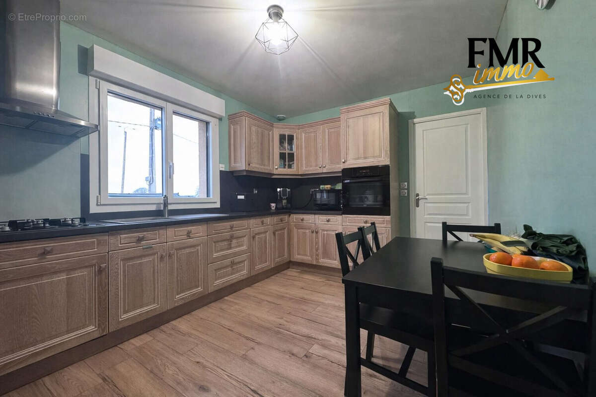 Maison à SAINT-PIERRE-SUR-DIVES