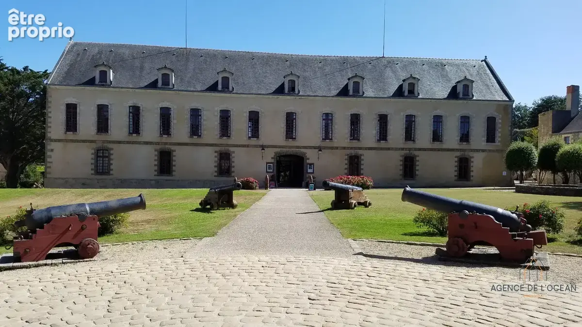 Maison récente à Le Palais : volumes généreux et terrain de 130 m² - photo 7