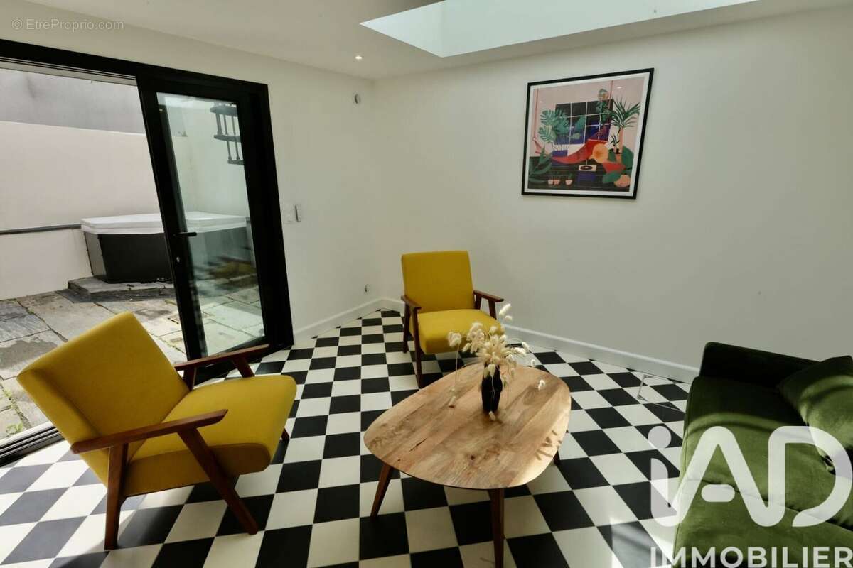 Photo 6 - Maison à SURESNES