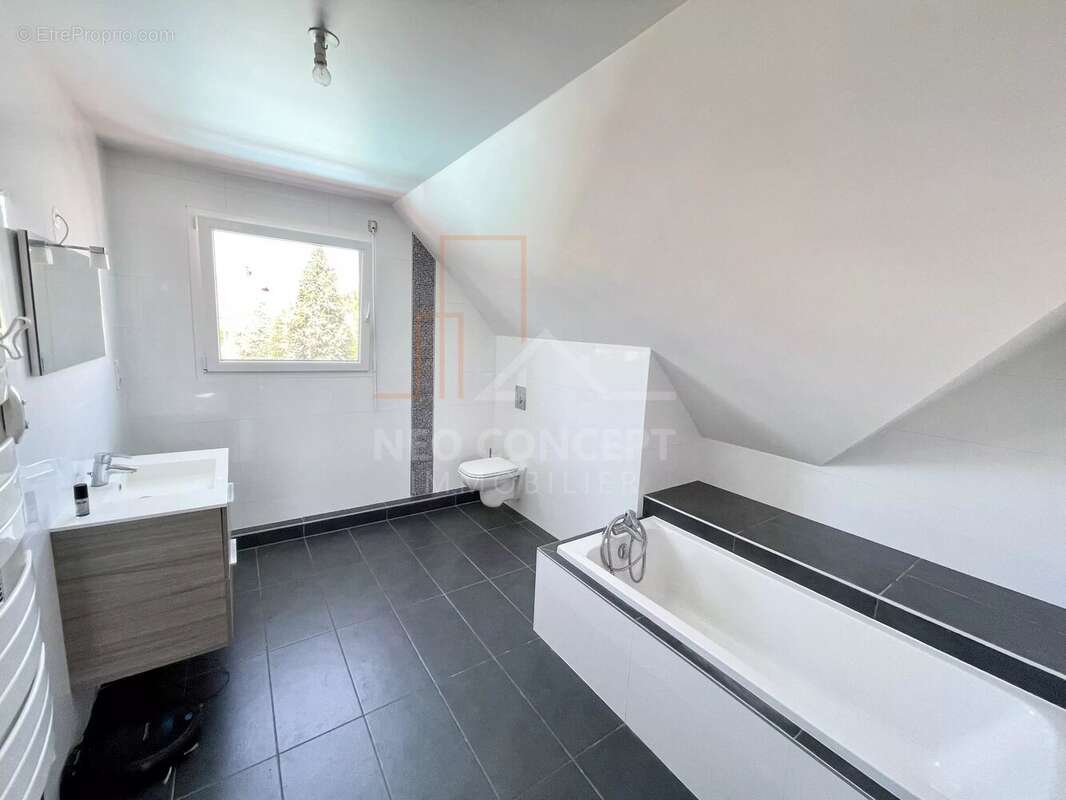 Belle maison de type 4/5 pièces de 129,80 m² habitables à HAGUENAU. - photo 11