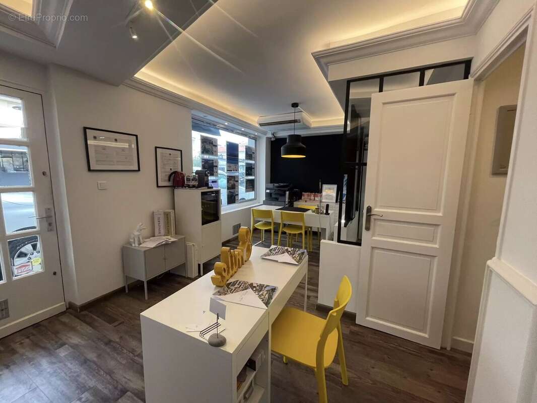 Commerce à SAINTE-MAXIME