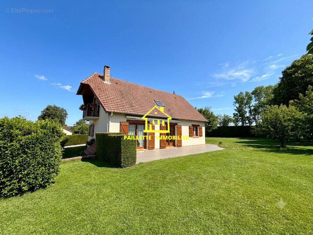 Maison à SAINT-ROMAIN-DE-COLBOSC