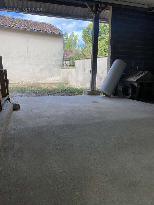 Maison 2 chambres 63 m2 garage dependance - photo 18