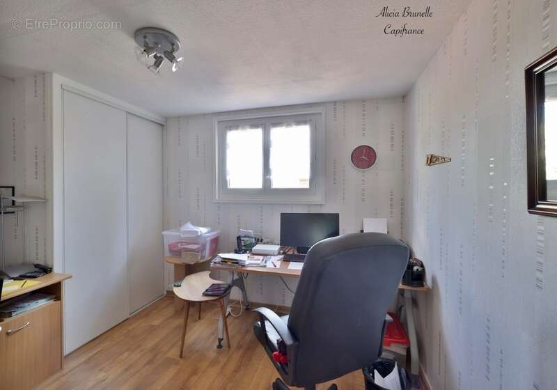 Maison à DONZY-LE-PERTUIS