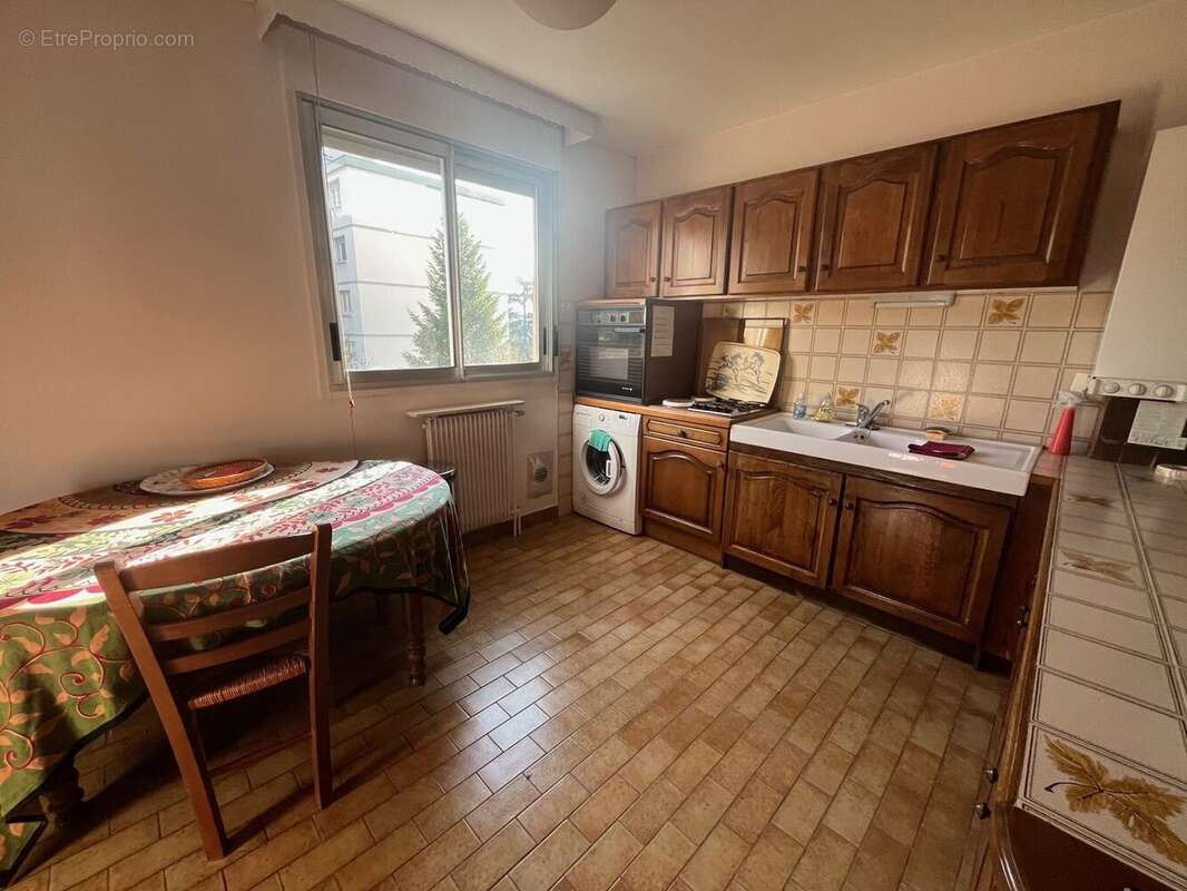 Appartement à FONTAINES-SUR-SAONE