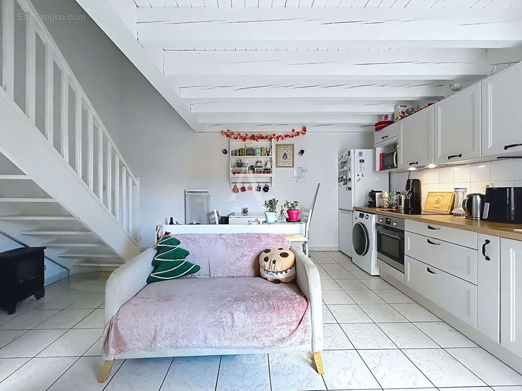 Appartement à BRUGUIERES