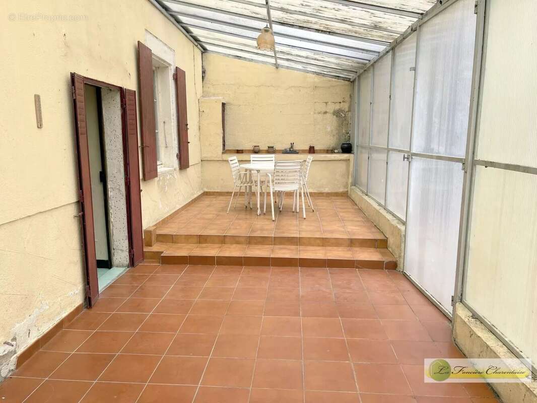 Maison 103 m² à Verdille  - photo 2