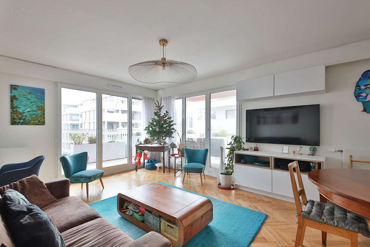 Appartement à ISSY-LES-MOULINEAUX