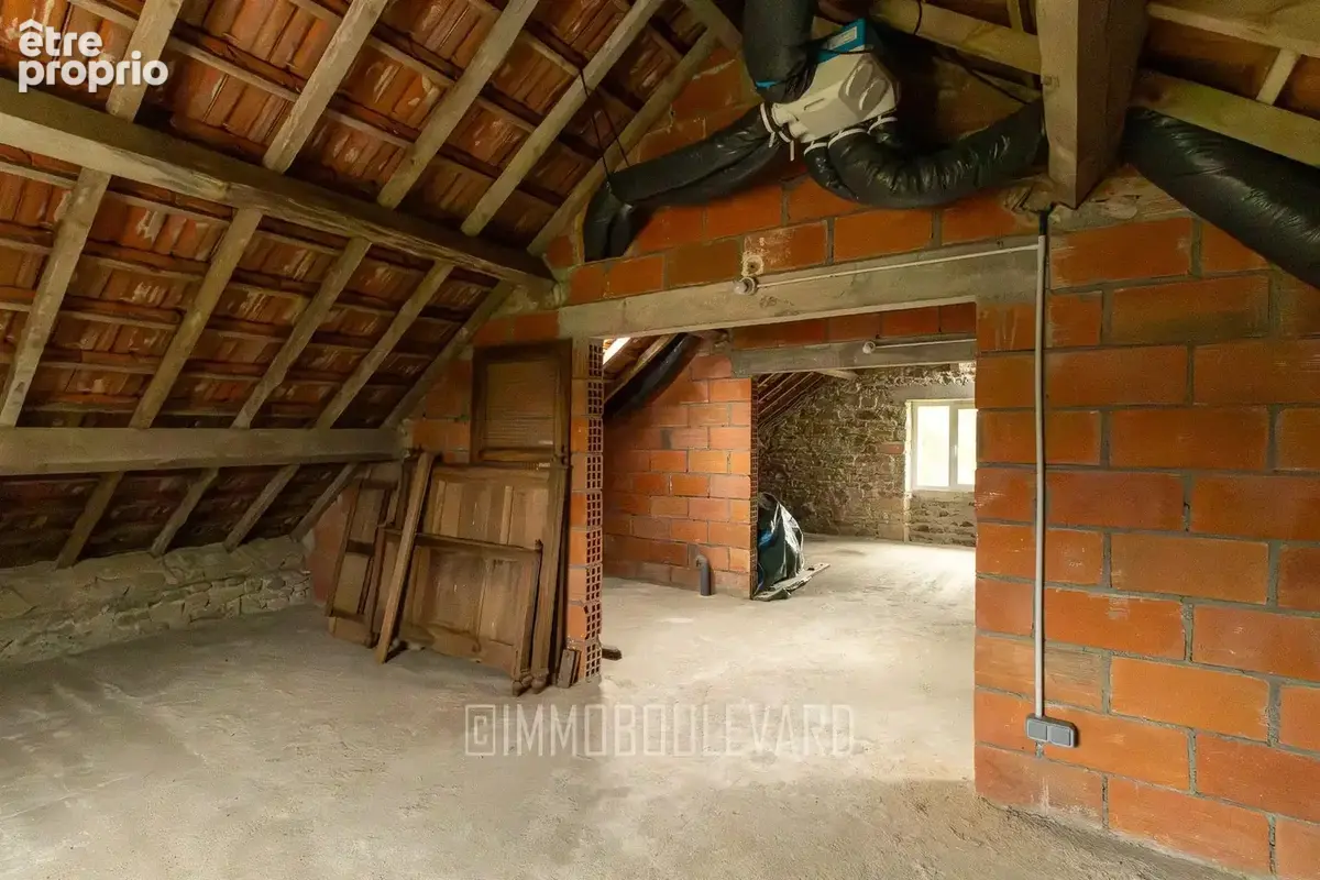 À vendre : Grande maison avec vue dégagée (63) - photo 24