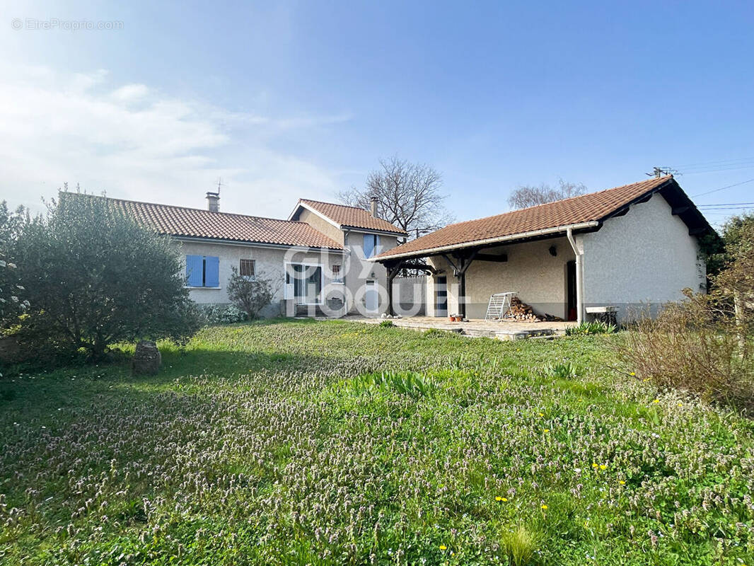 Maison à ROUSSILLON