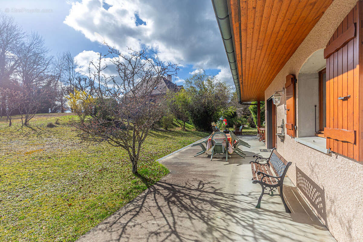 Agence immobiliere laforet - co-exclusivite - "protea" - cuvat - maison individuelle 6 pièces de 172,07 m² au sol - terrain de 1 - photo 17