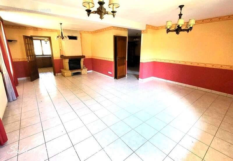 Maison à COURCELLES-LES-MONTBELIARD