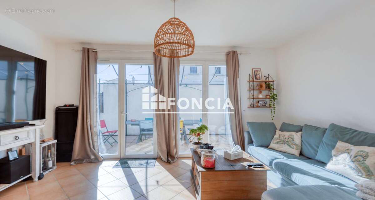 Maison à SIX-FOURS-LES-PLAGES