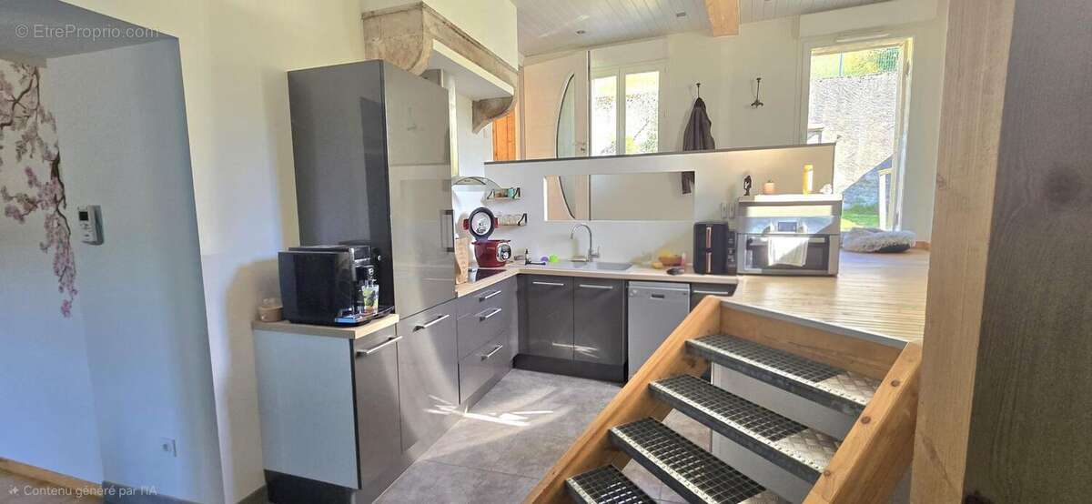 Maison 84 m² à Vaux-En-Beaujolais  - photo 4