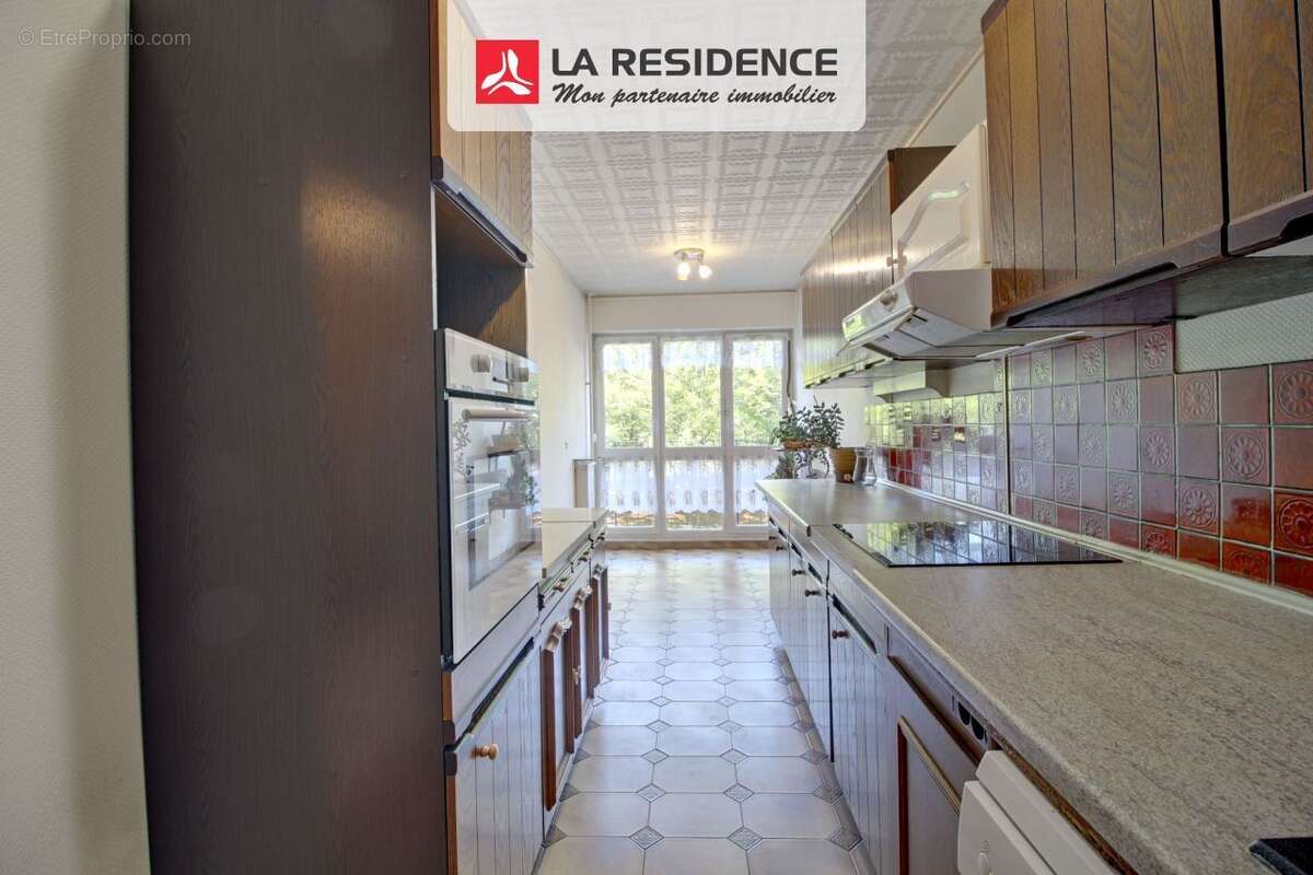 Appartement à LES MUREAUX