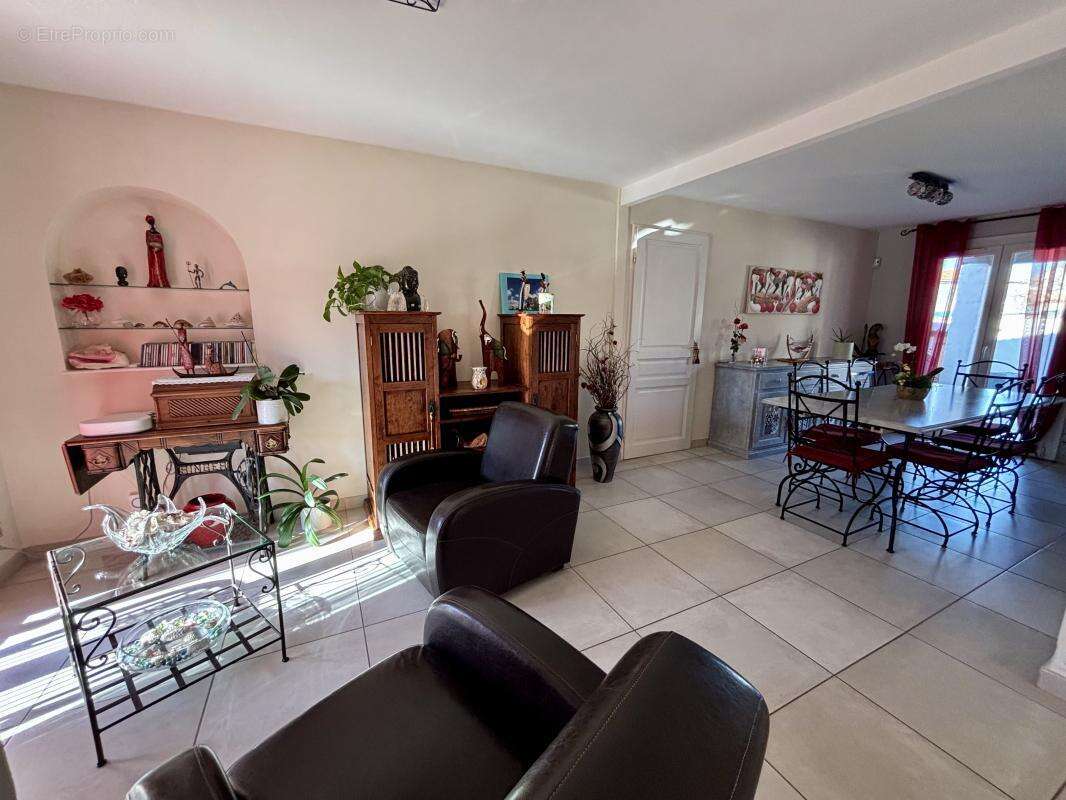 Maison T4 de 110 m2 - photo 6