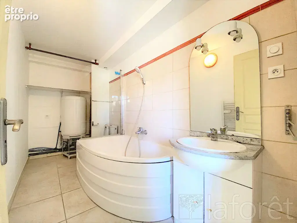 Appartement Orange 3 pièces 60 m² + terrasse - photo 5