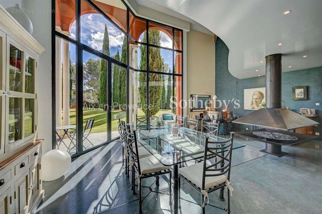 Maison à AIX-EN-PROVENCE