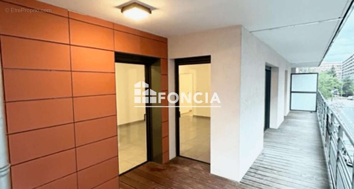 Appartement à SAINT-ETIENNE