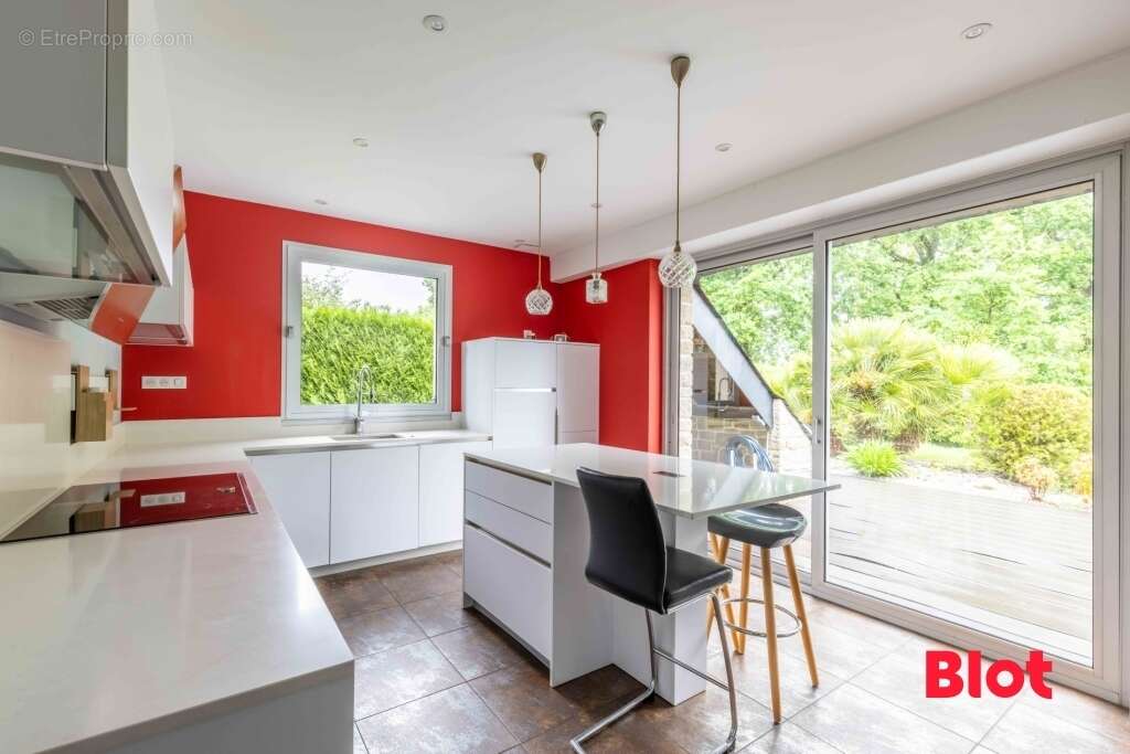Maison 205 m² à Thorigne-Fouillard  - photo 8