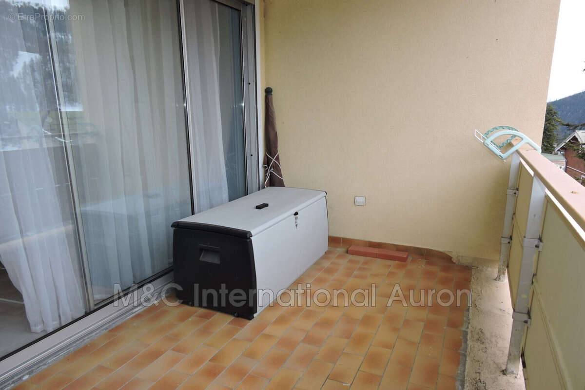 Appartement à SAINT-ETIENNE-DE-TINEE