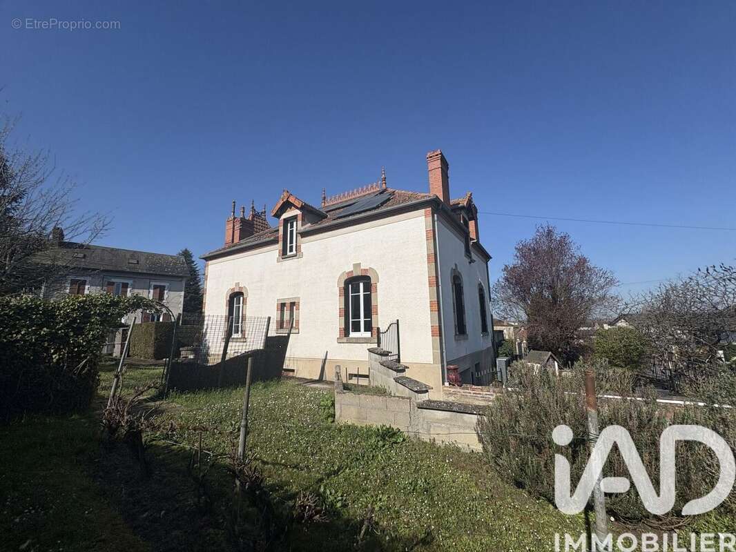 Photo 4 - Maison à CERCY-LA-TOUR