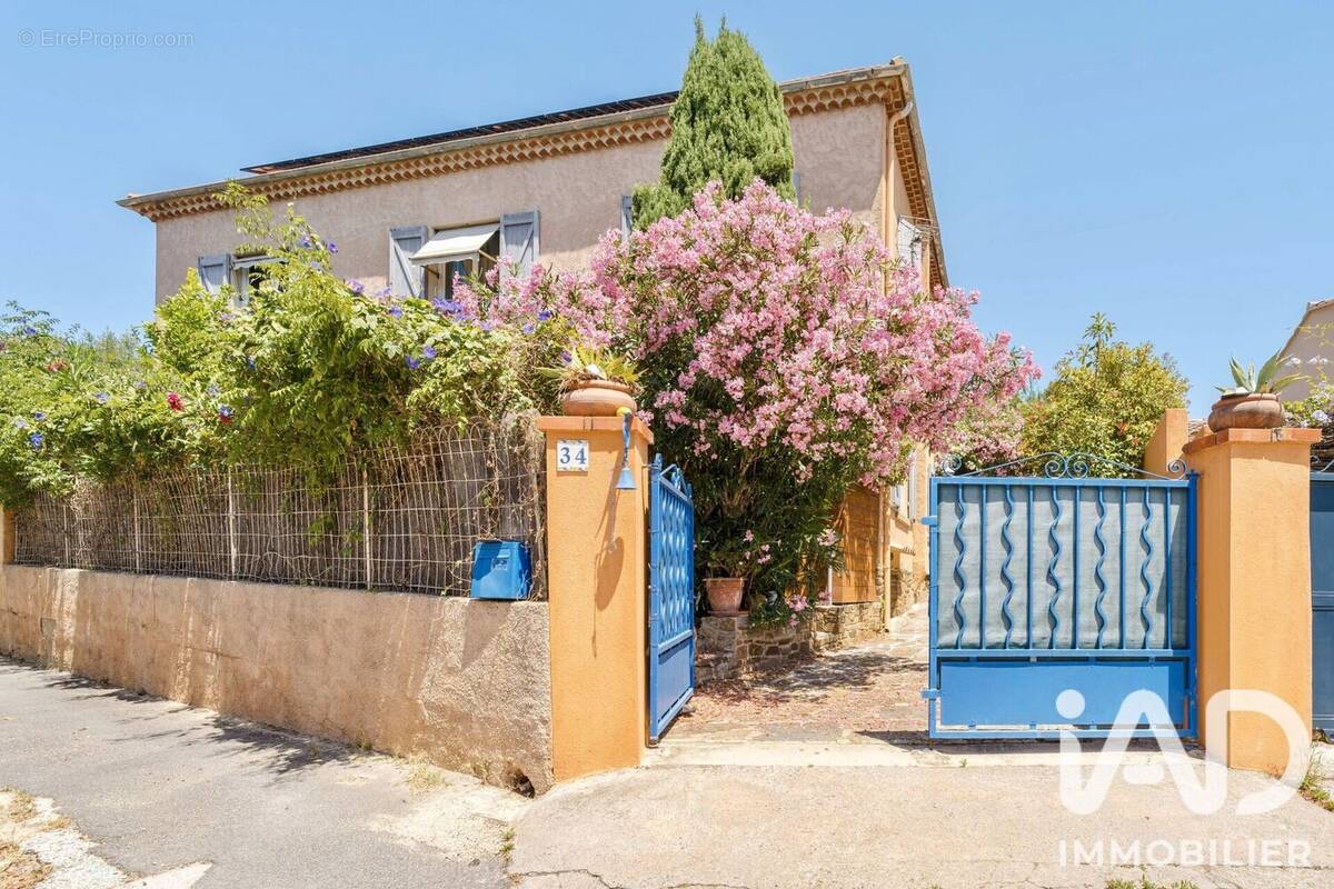 Photo 1 - Appartement à BORMES-LES-MIMOSAS