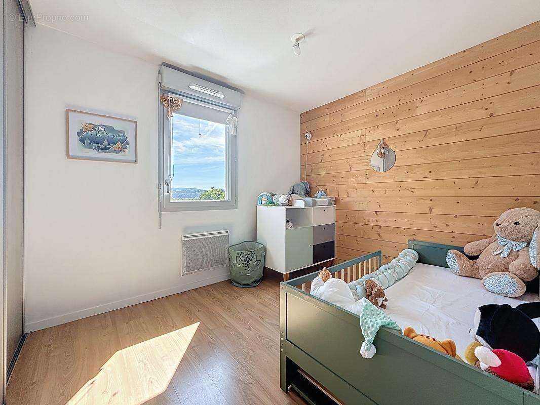 Appartement à GRIGNY