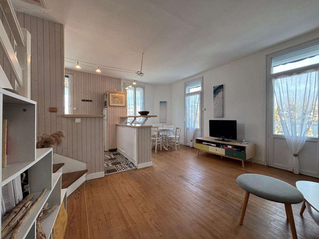 Appartement à SAINT-PALAIS-SUR-MER