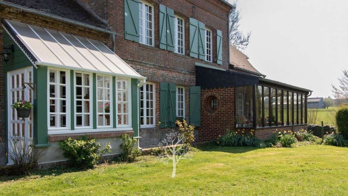 Maison à SAINTE-BEUVE-EN-RIVIERE