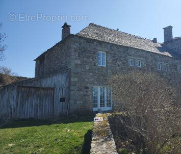 Maison à PRESAILLES