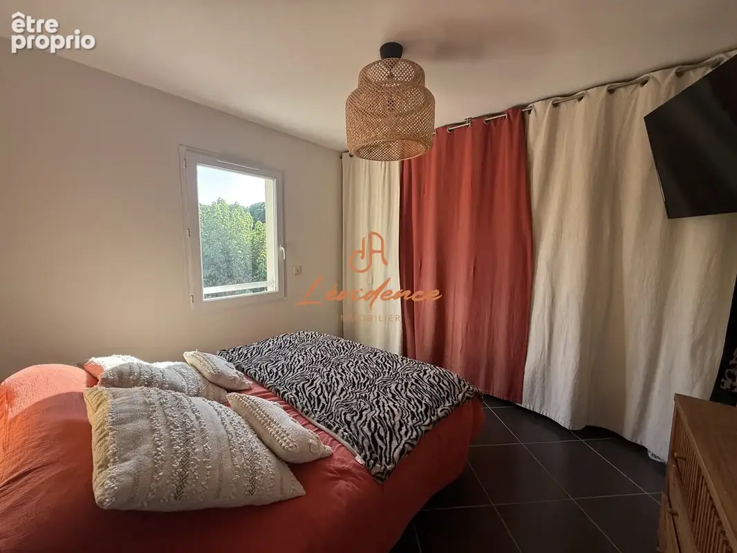 Maison familiale à proximité du centre-ville de Montélimar - photo 7