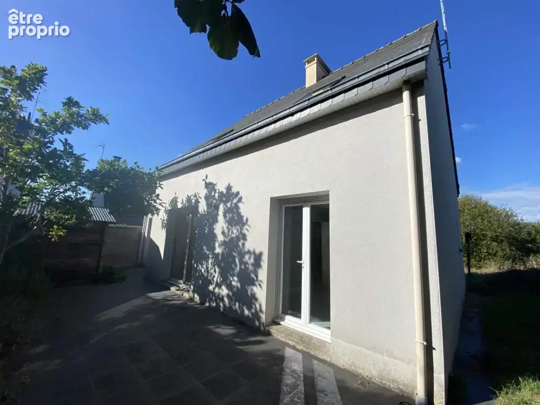 Maison à FOUGERES