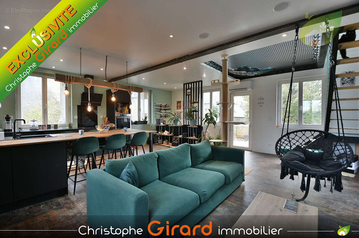 Maison à LE TRONCHET