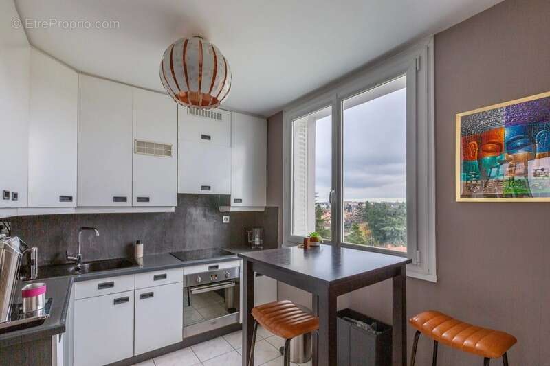 Appartement à SAINTE-FOY-LES-LYON
