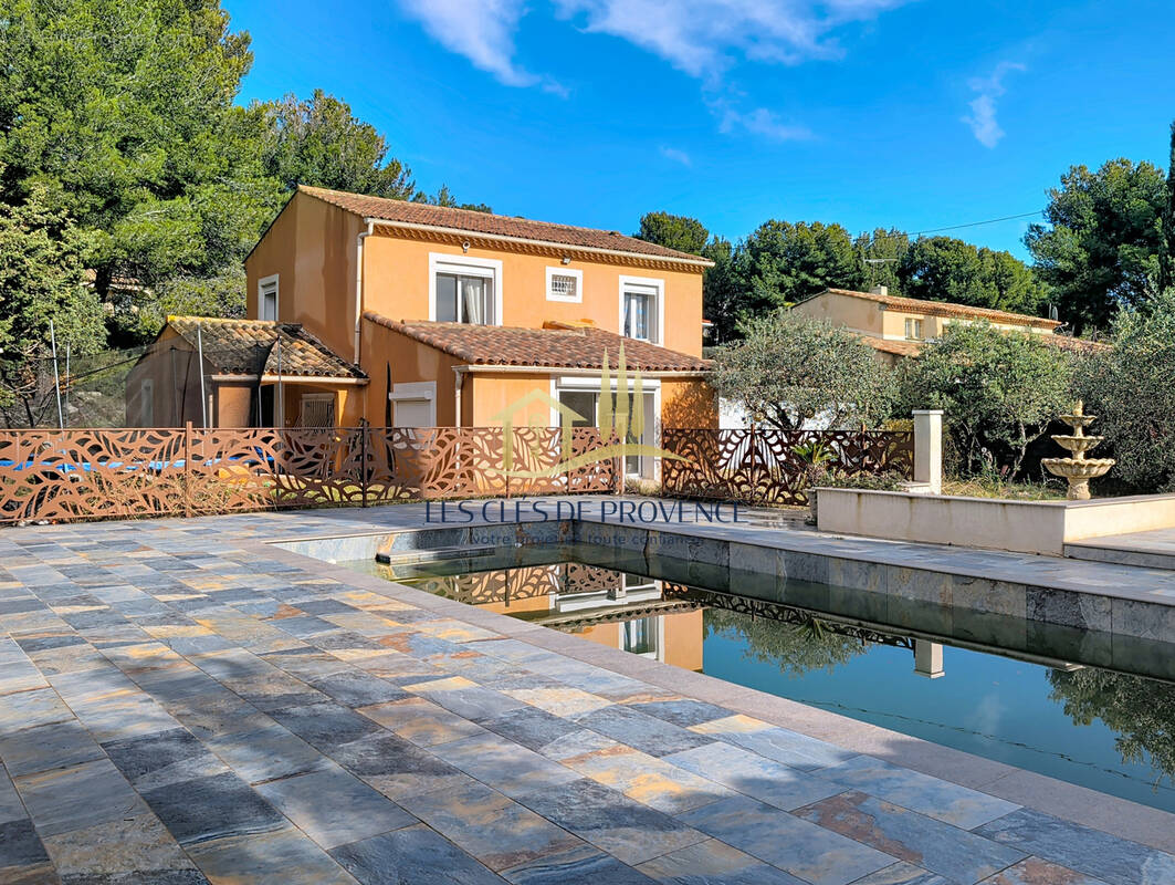 Maison à MARIGNANE