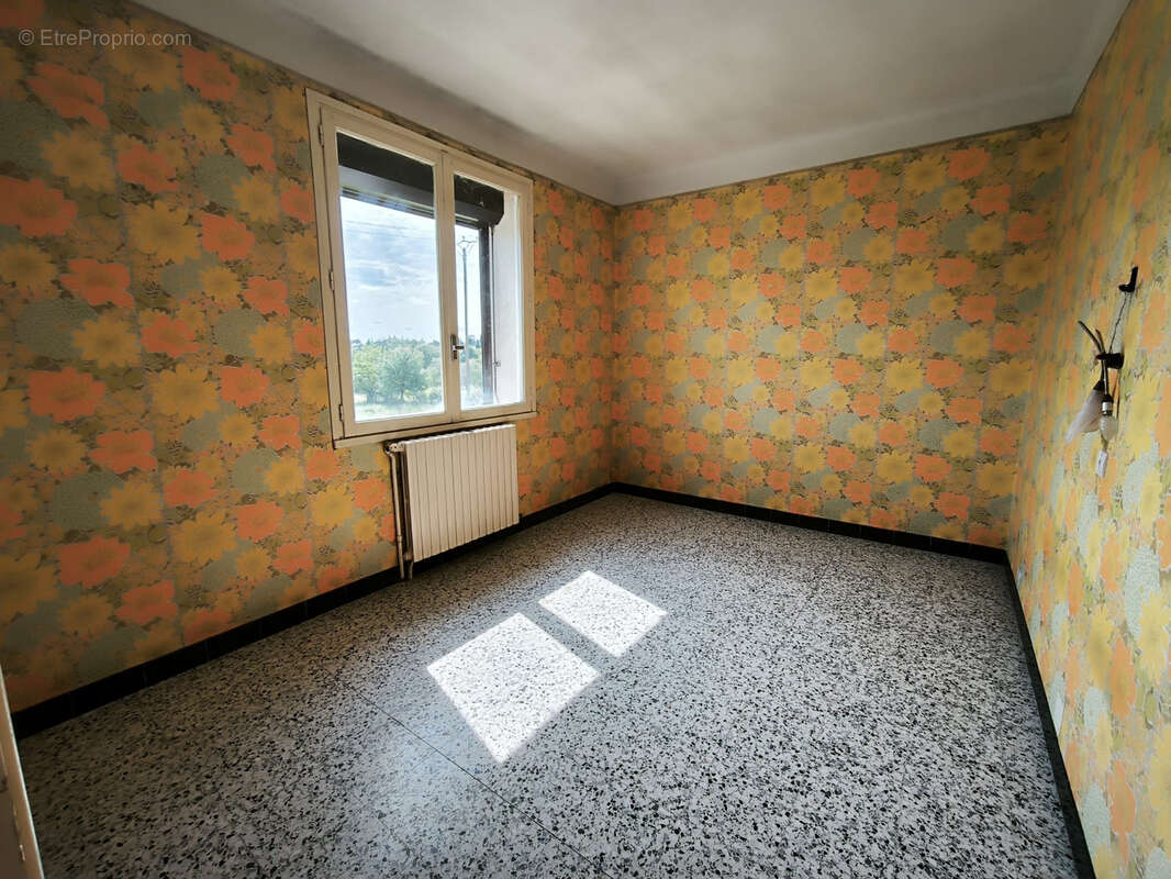 Maison à SAINT-HILAIRE-DE-BRETHMAS