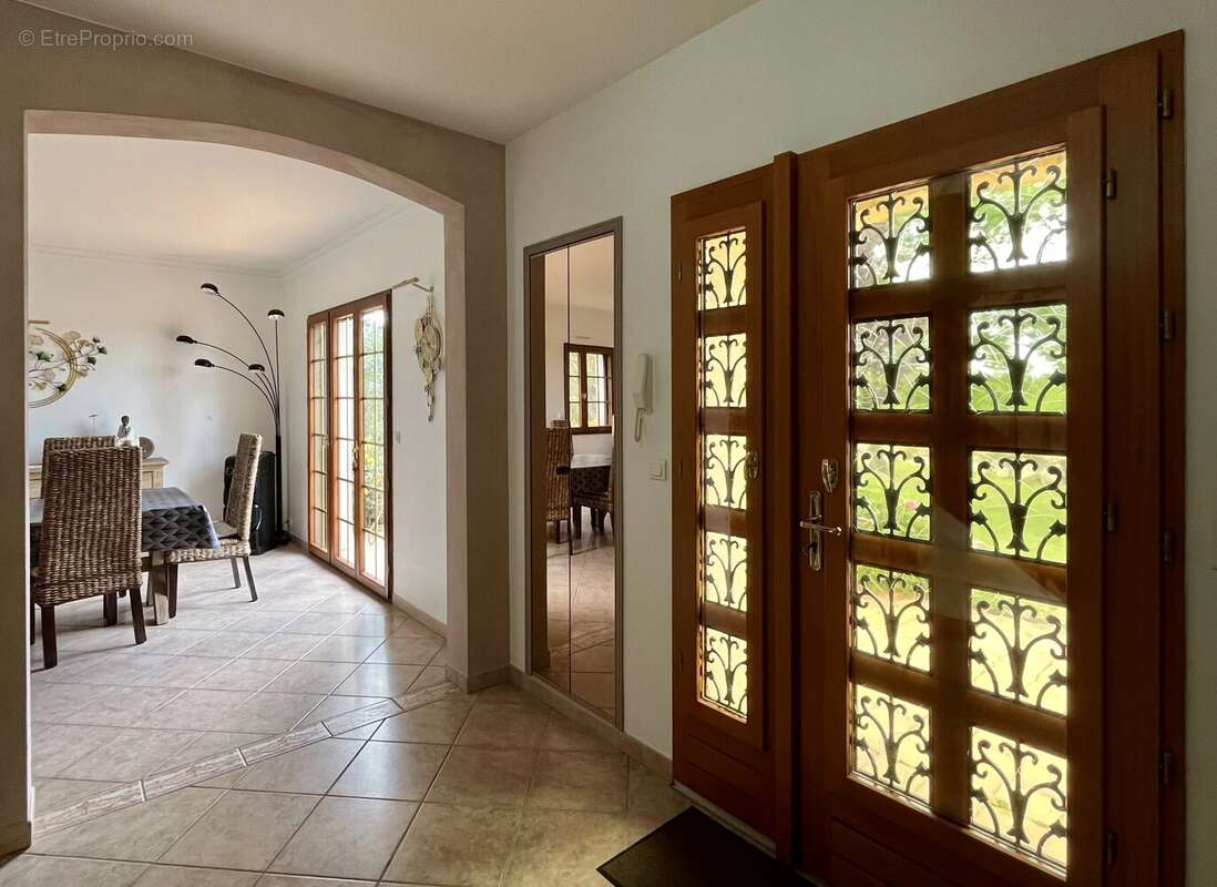 Belle maison périgourdine avec vue dégagée, grand jardin et prestations de qualité! - photo 7