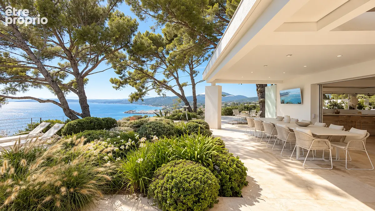 Vue mer panoramique golfe de st tropez propriete exceptionnelle 6 chambres piscine tout a pied - photo 14