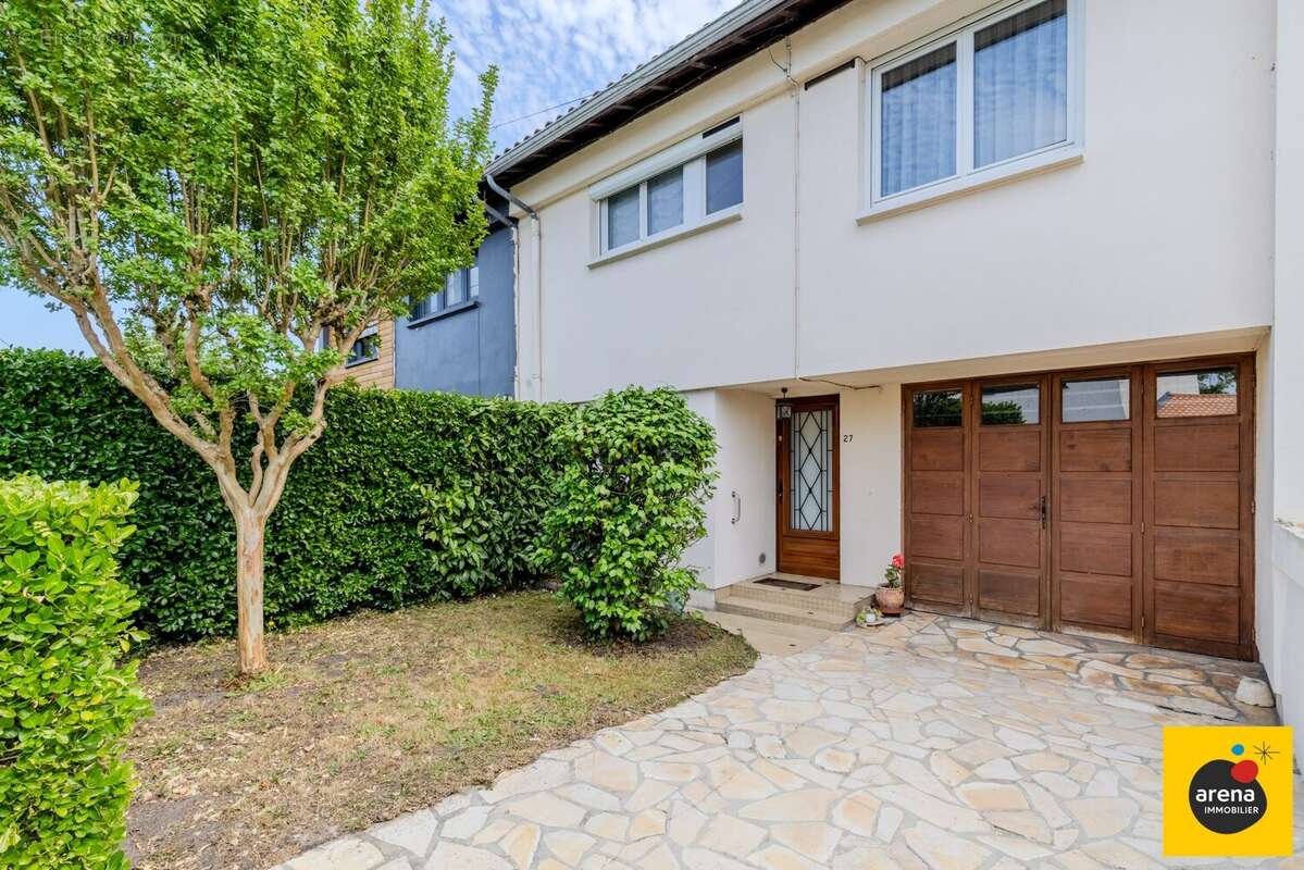 Maison 90 m² à Merignac  - photo 8