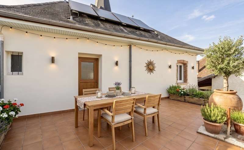 Maison à LES ABRETS