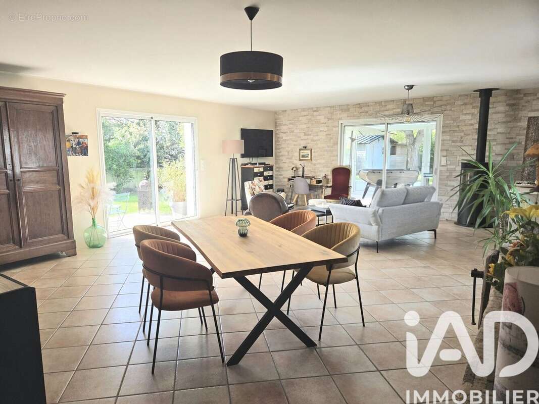 Photo 3 - Maison à LE FENOUILLER
