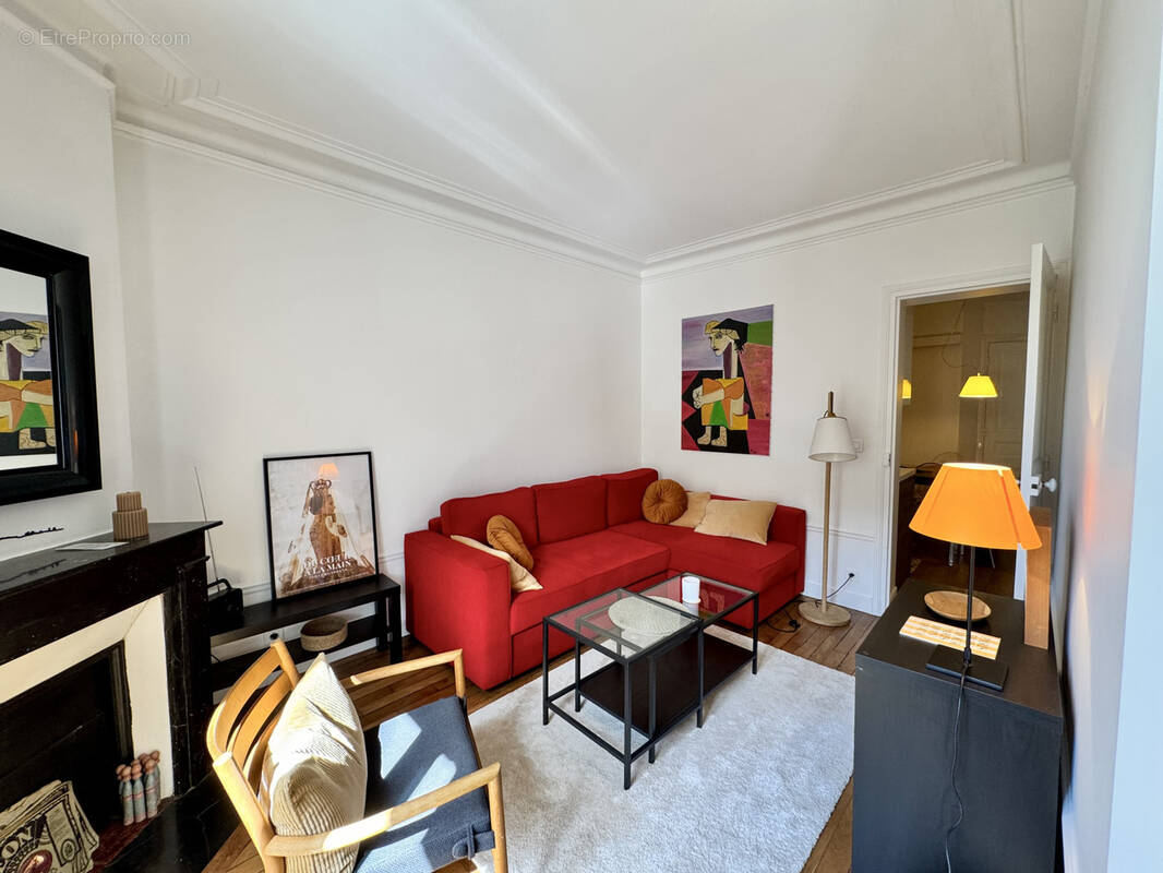 Appartement à PARIS-14E