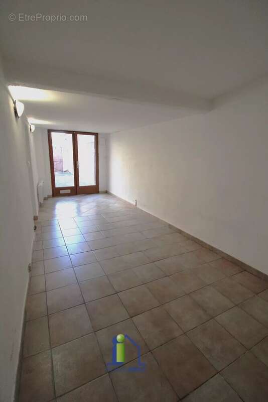 Appartement à MARSEILLE-11E