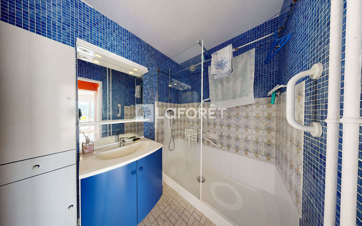 Appartement sans vis-à-vis - Balcon + Loggia + Box - photo 11