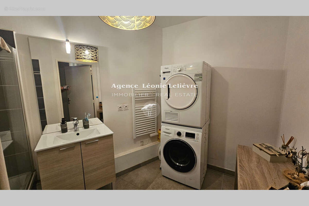 Appartement à FREJUS